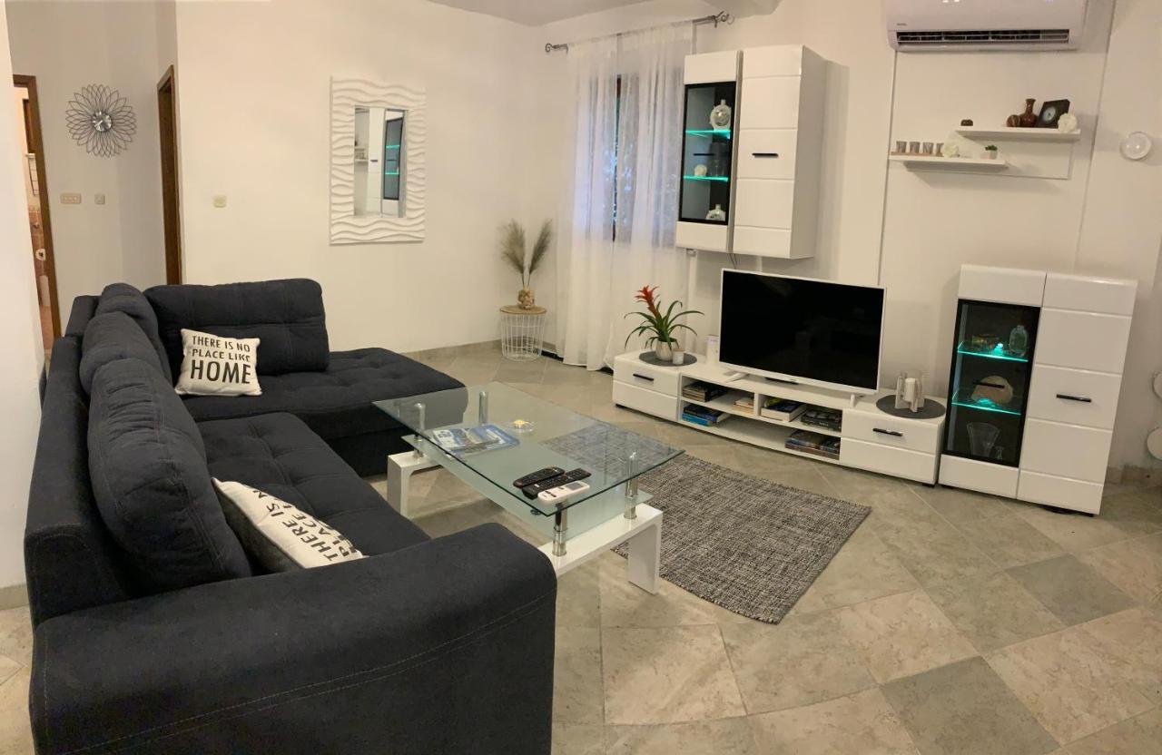 Villa Mira โตรกีร์ ภายนอก รูปภาพ