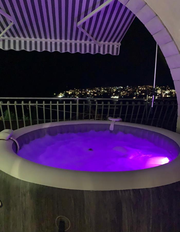 Villa Mira โตรกีร์ ภายนอก รูปภาพ